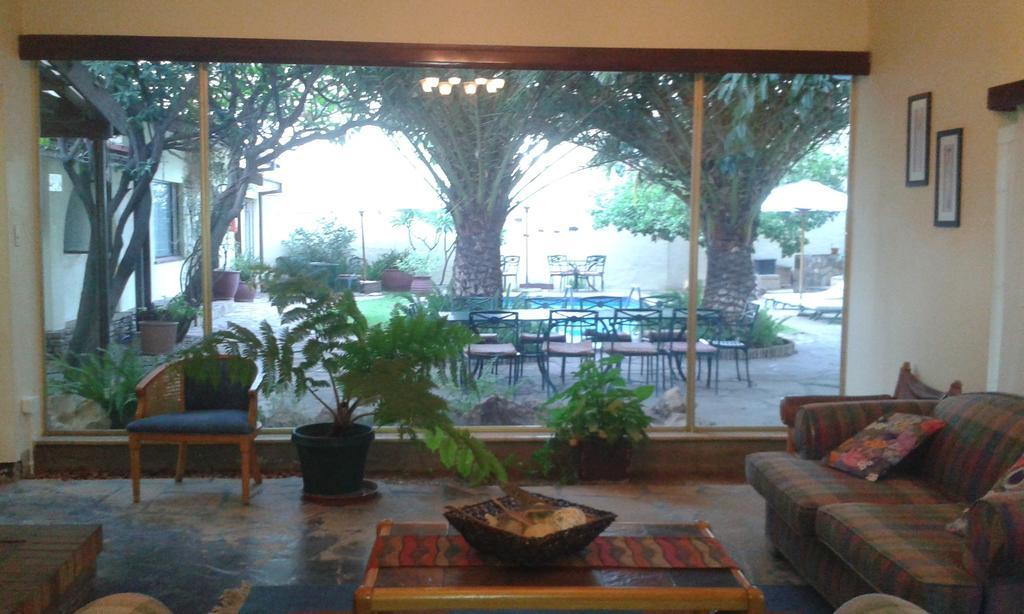 Hotel Pension Steiner Windhoek Szoba fotó