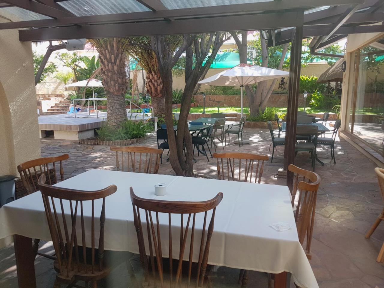 Hotel Pension Steiner Windhoek Kültér fotó