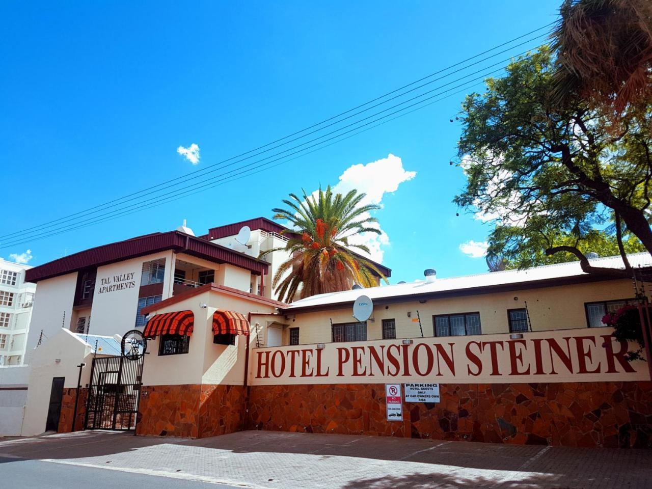 Hotel Pension Steiner Windhoek Kültér fotó